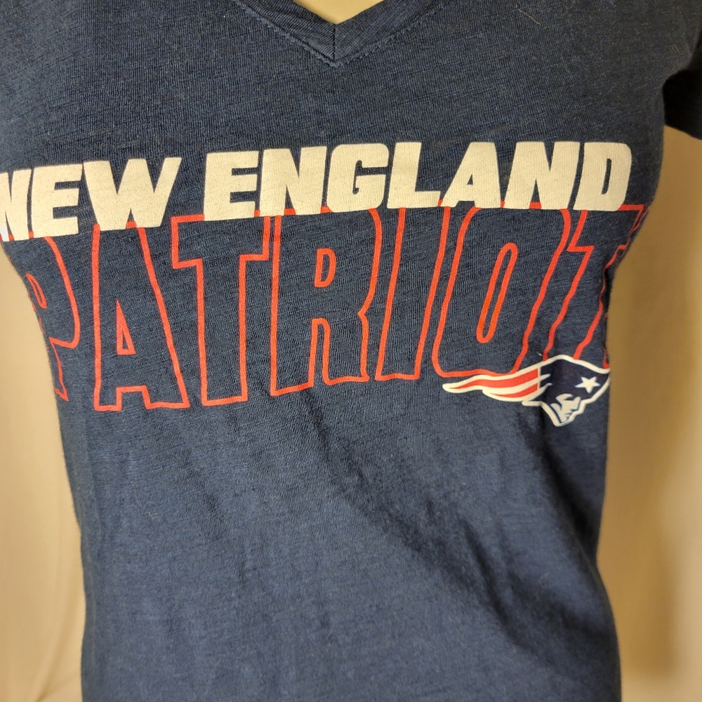 New England Patriots NFL Graffic V-Neck Shirt - Picture 2 of 5